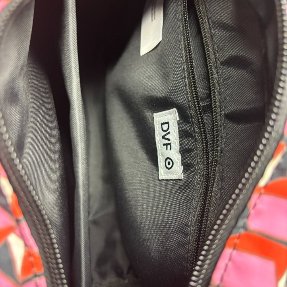 DVF Camera bag/Crossbody Bag - Picture 2 of 3